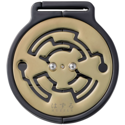 Découvrez le casse-tête métal MEDAILLON de la marque Huzzle