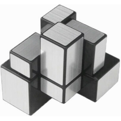 Le Mirror Cube QiYi ou Shengshou est un cube polymorphe